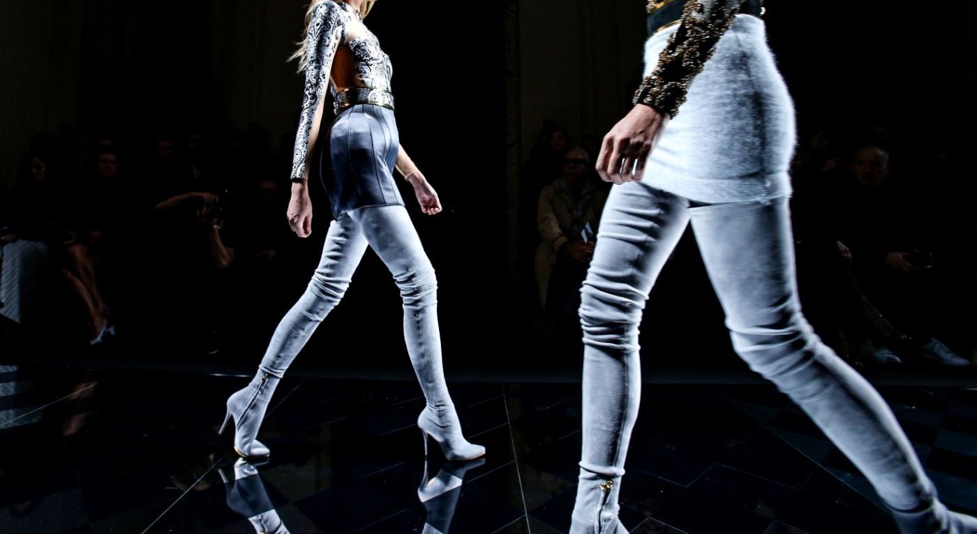 «Θες καριέρα; Βγάλε τα ρούχα κι έλα» – Τι καταγγέλλει 19χρονη για μάνατζερ πρακτορείου μοντέλων