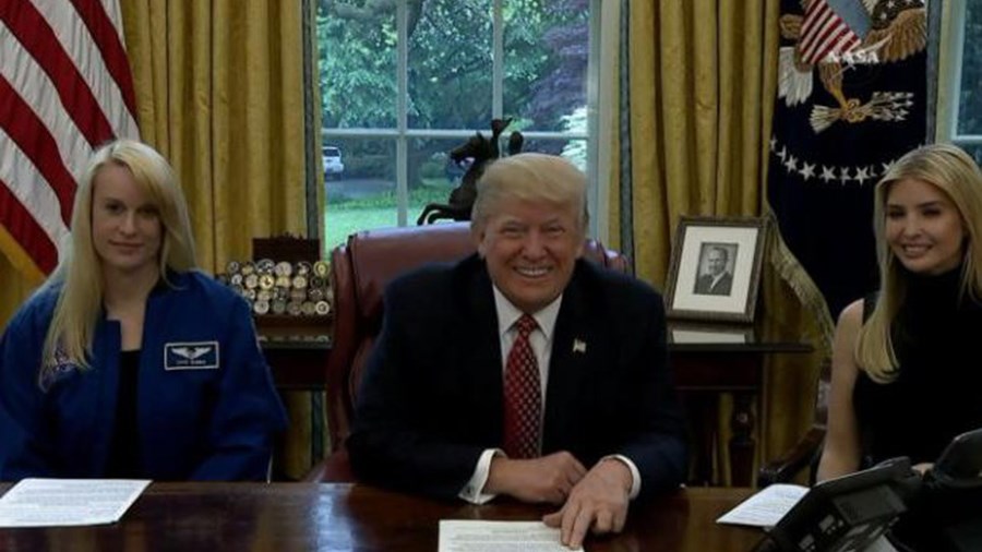 Η συνομιλία του Τραμπ με αστροναύτες στο διάστημα – Τι τους ζήτησε – ΒΙΝΤΕΟ