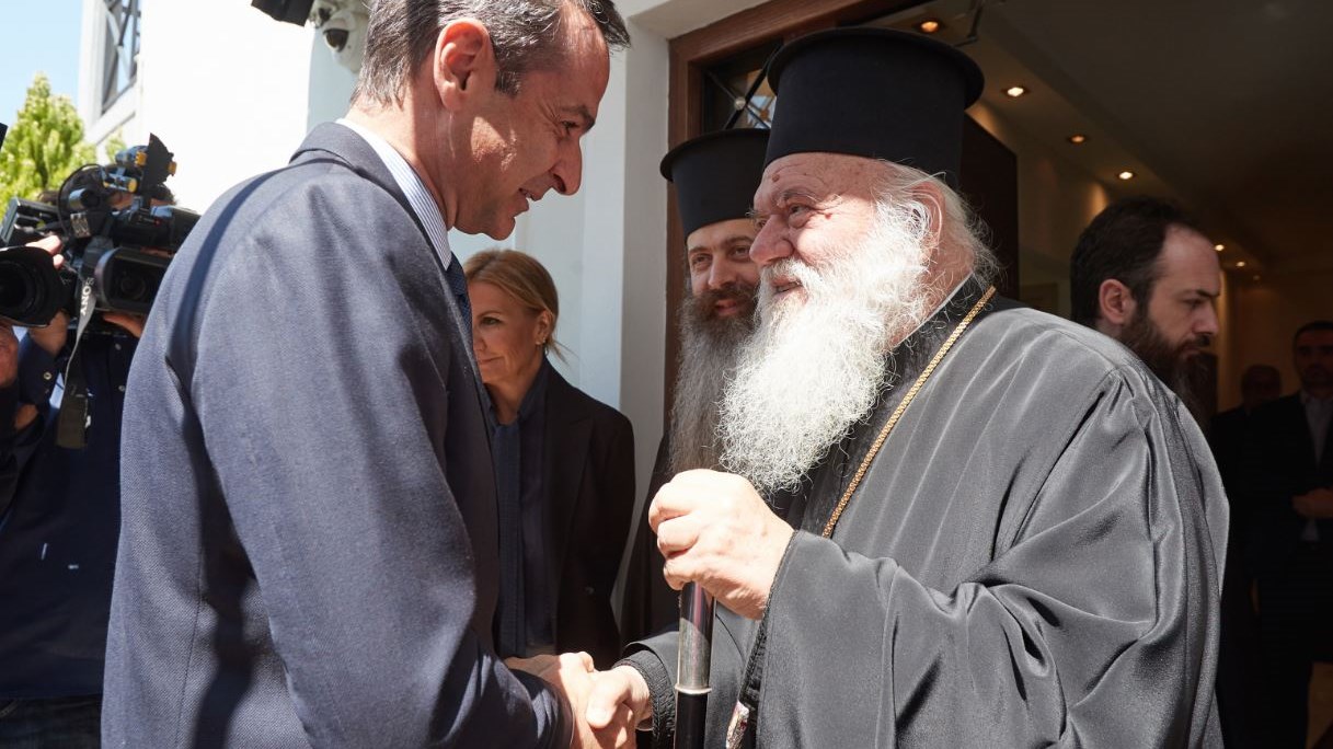 «Όχι» από Μητσοτάκη στην αλλαγή άρθρων του Συντάγματος για τις σχέσεις Πολιτείας – Εκκλησίας