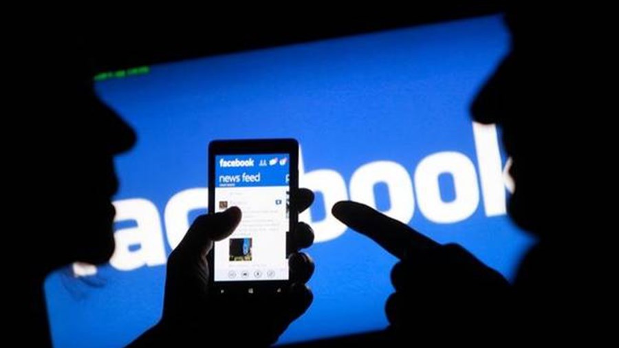 Η συγγραφή αναρτήσεων στο Facebook γίνεται…μάθημα σε Πανεπιστήμιο