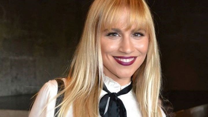 Γιατί η Μπουλέ προκάλεσε… χαμό στο μετρό – ΦΩΤΟ