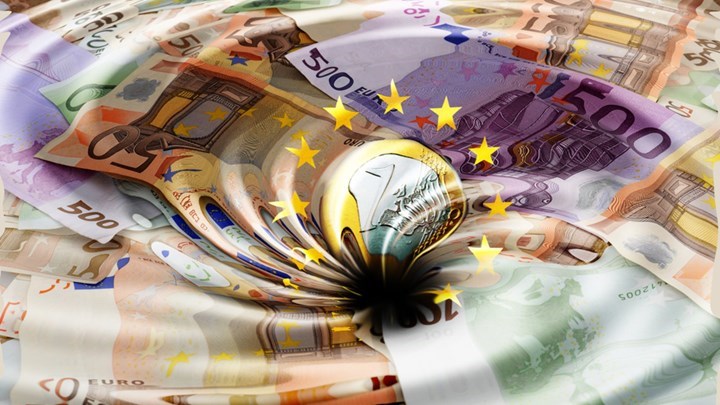 Εξανεμίσθηκαν εισοδήματα 18,54 δισ. ευρώ τα τελευταία 7 χρόνια