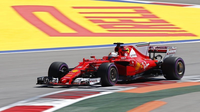 Ο Φέτελ την pole position στο γκραν πρι της Ρωσίας