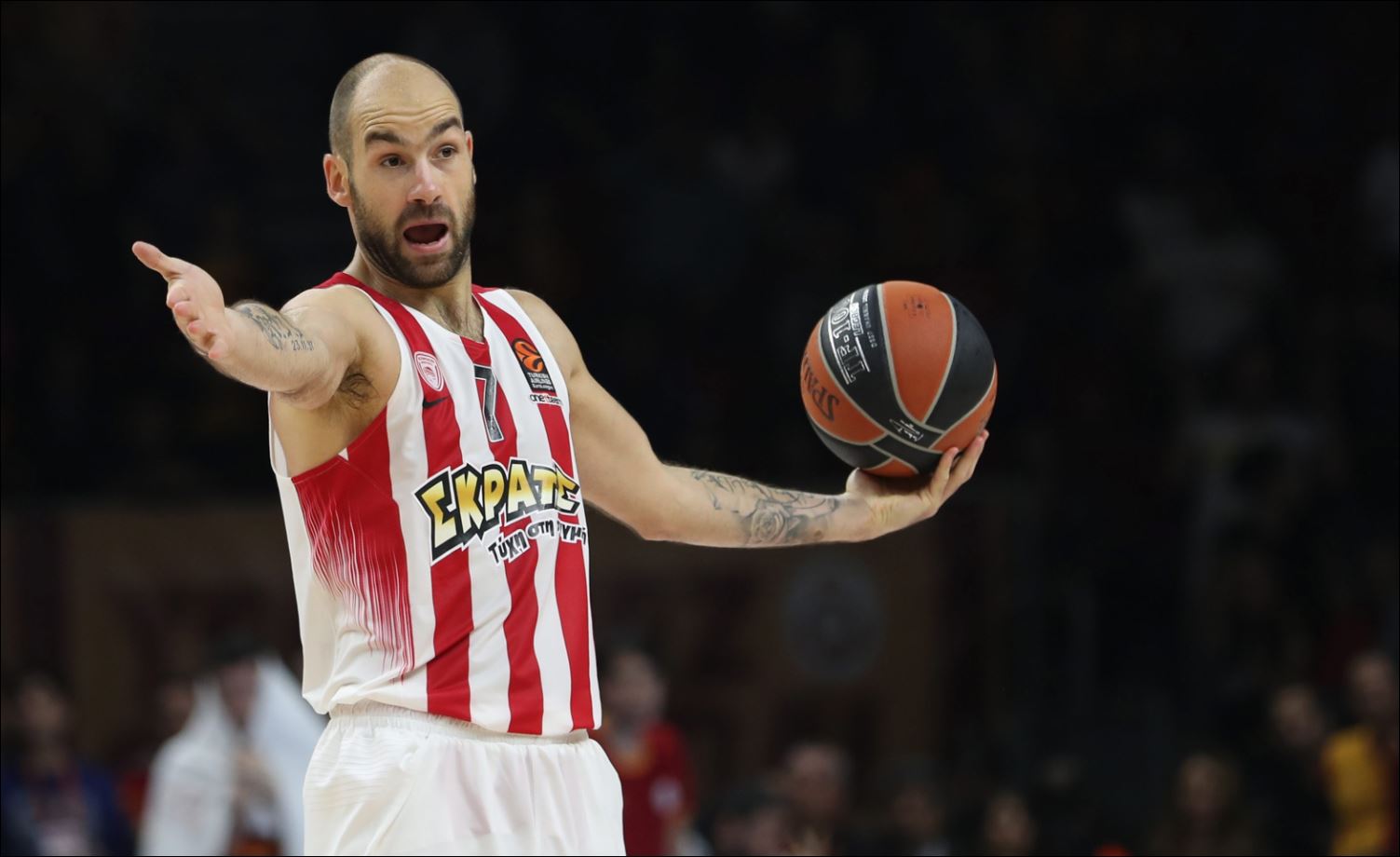 Ολυμπιακός – Αναντολού Εφές 18-11 (10′)