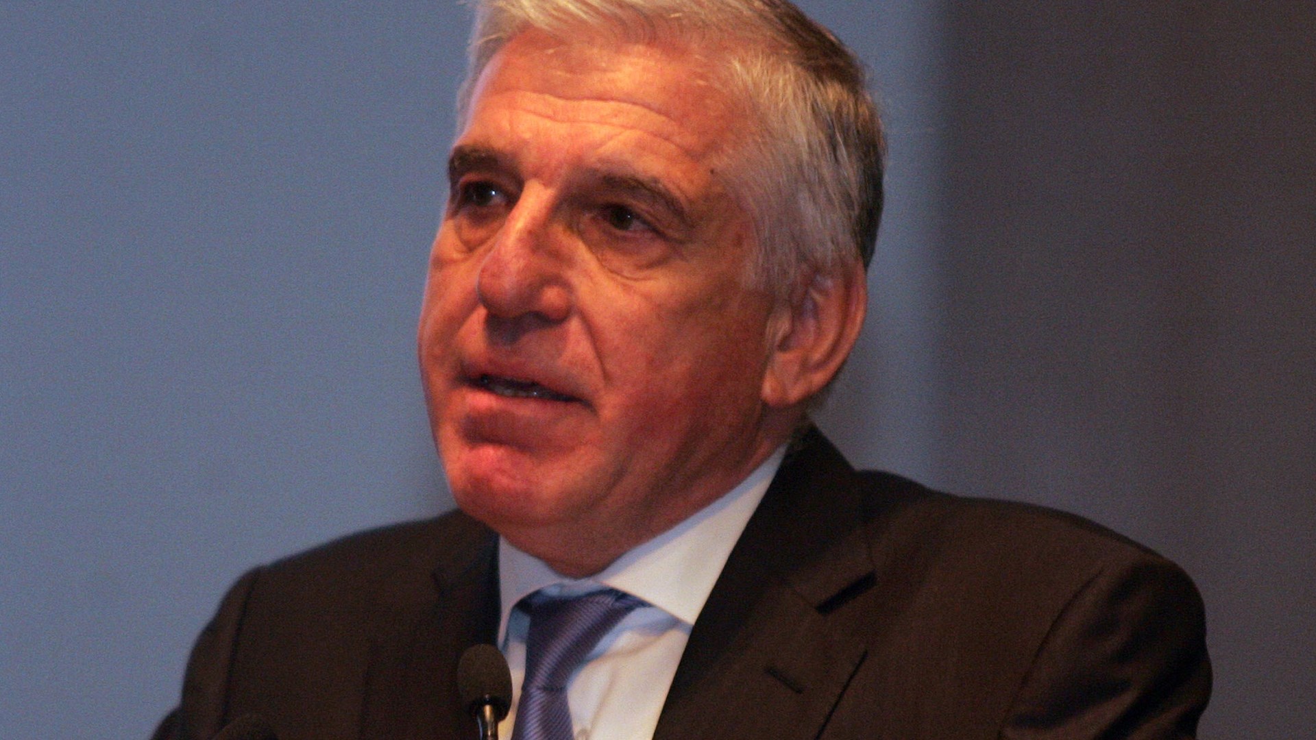 Αιφνιδιαστικός έλεγχος στο σπίτι του Γιάννου Παπαντωνίου