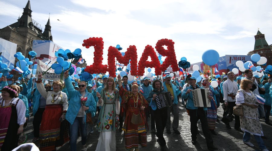 Τεράστια διαδήλωση στη Μόσχα για την Εργατική Πρωτομαγιά