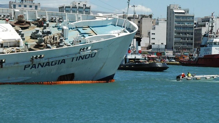 Η συγκλονιστική φωτογραφία με το “Παναγία Τήνου” να γίνεται κομμάτια στο ναυπηγείο της Τουρκίας