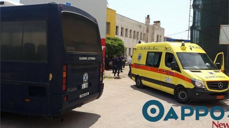 Πρόσφυγες στην Καλαμάτα απειλούν να αυτοκτονήσουν – ΦΩΤΟ – ΒΙΝΤΕΟ