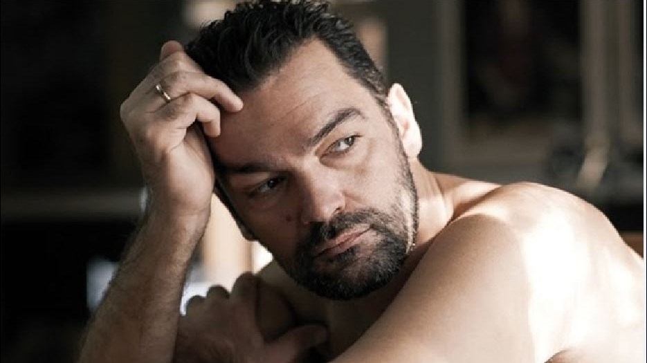 Μπαίνει στους «Συμμαθητές» ο Κωνσταντίνος Καζάκος!