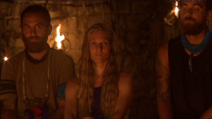 Survivor – «Πόλεμος» στο twitter για… τα νεύματα του μισθοφόρου στους «διάσημους»