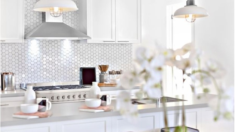 Τι χρώμα πρέπει να βάψετε την κουζίνα σας για να χάσετε κιλά