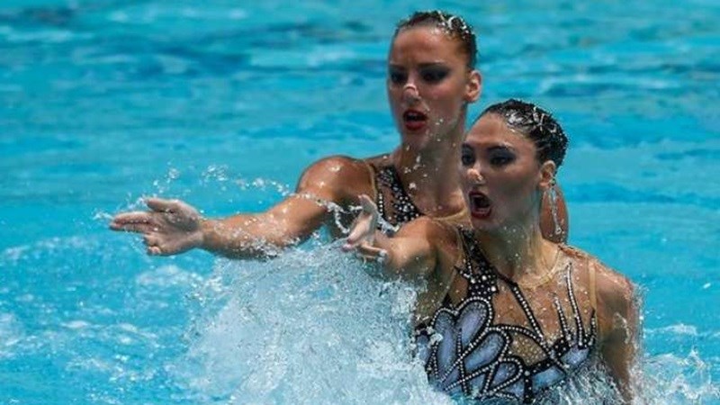 Σπουδαία διάκριση στη συγχρονισμένη κολύμβηση: «Χάλκινες» οι Πλατανιώτη-Παπάζογλου