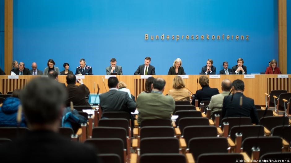 Το Βερολίνο βλέπει αίσιο τέλος στην αξιολόγηση – Απορρίπτει τη συζήτηση για ελάφρυνση του χρέους