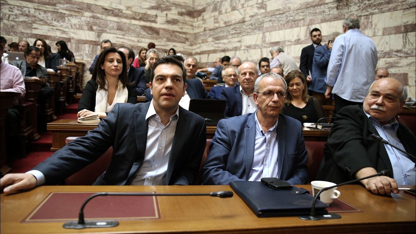 Τα πηγαδάκια στη κοινοβουλευτική ομάδα του ΣΥΡΙΖΑ – ΦΩΤΟ