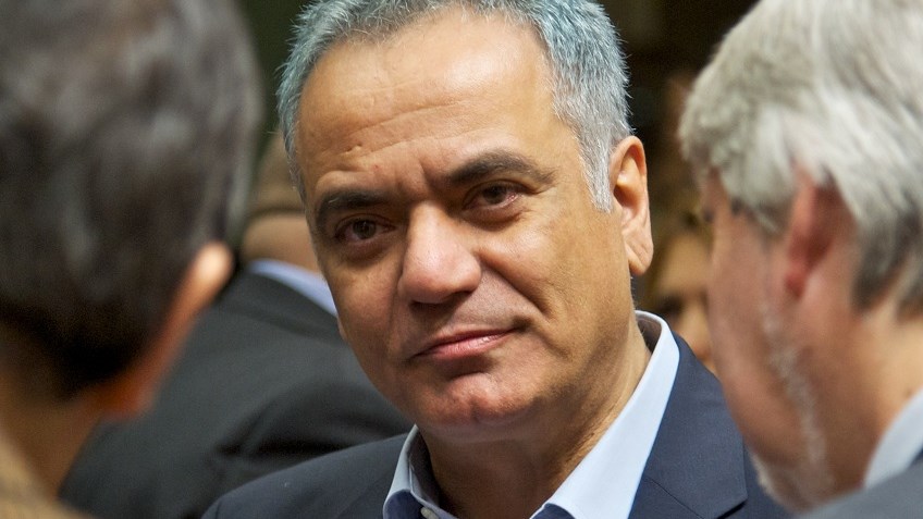 Σκουρλέτης: «Ο Κυριάκος Μητσοτάκης χαρακτηρίζεται από πλεόνασμα ημιμάθειας»