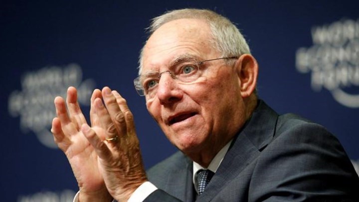 Σόιμπλε: Η Ελλάδα τα πηγαίνει καλύτερα, αποδίδουν οι μεταρρυθμίσεις