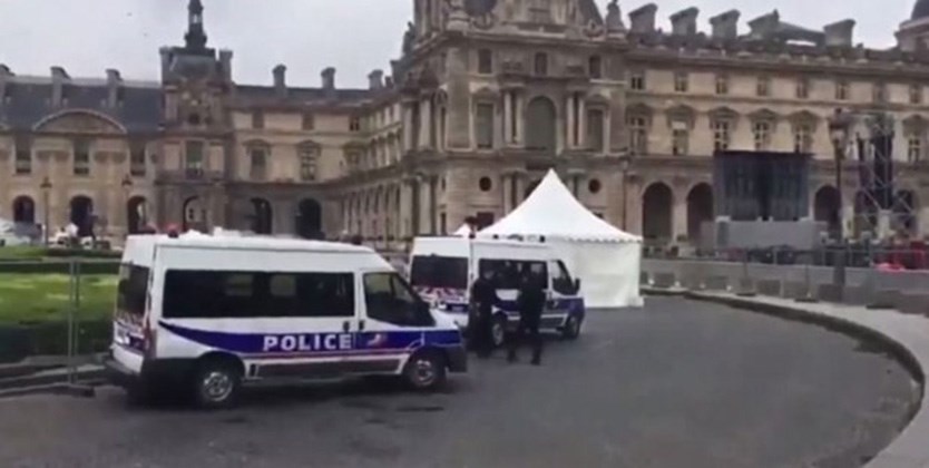 Λήξη συναγερμού στο Λούβρο