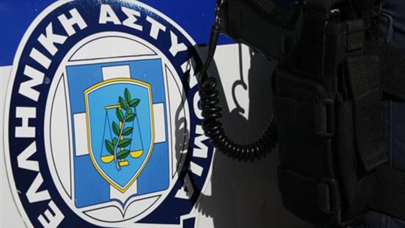 Δύο συλλήψεις για πλαστά έγγραφα στο αεροδρόμιο της Καλαμάτας