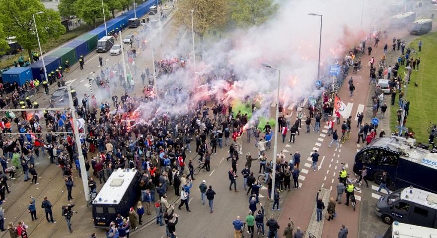 Οπαδοί της Φέγενορντ «έσπασαν» το Ρότερνταμ γιατί η ομάδα τους δεν πήρε το πρωτάθλημα – ΒΙΝΤΕΟ