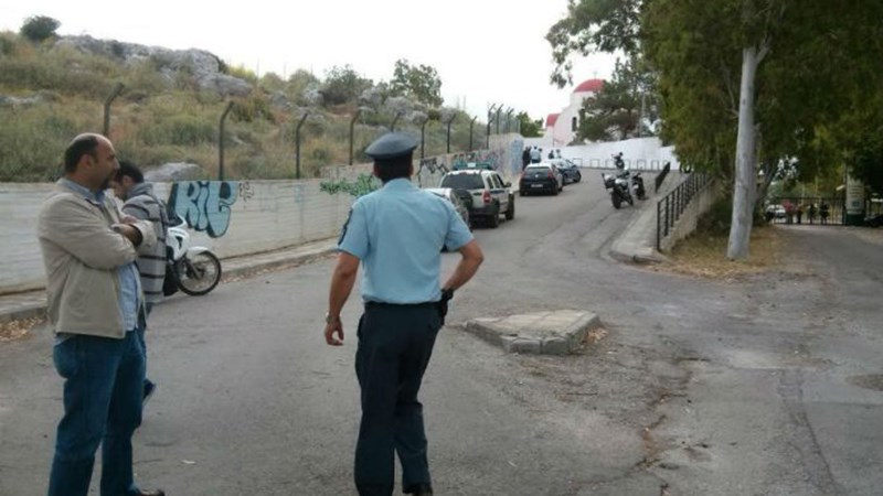 Συναγερμός στην ΕΛΑΣ – Οπλισμένος άνδρας κατέλαβε τα γραφεία του ΟΚΑΝΑ – ΦΩΤΟ