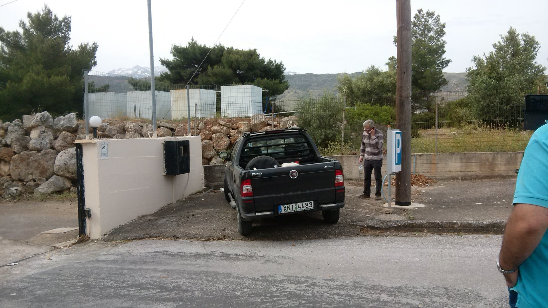 Τραυματισμένος ο ένοπλος που έχει καταλάβει τον ΟΚΑΝΑ στα Χανιά