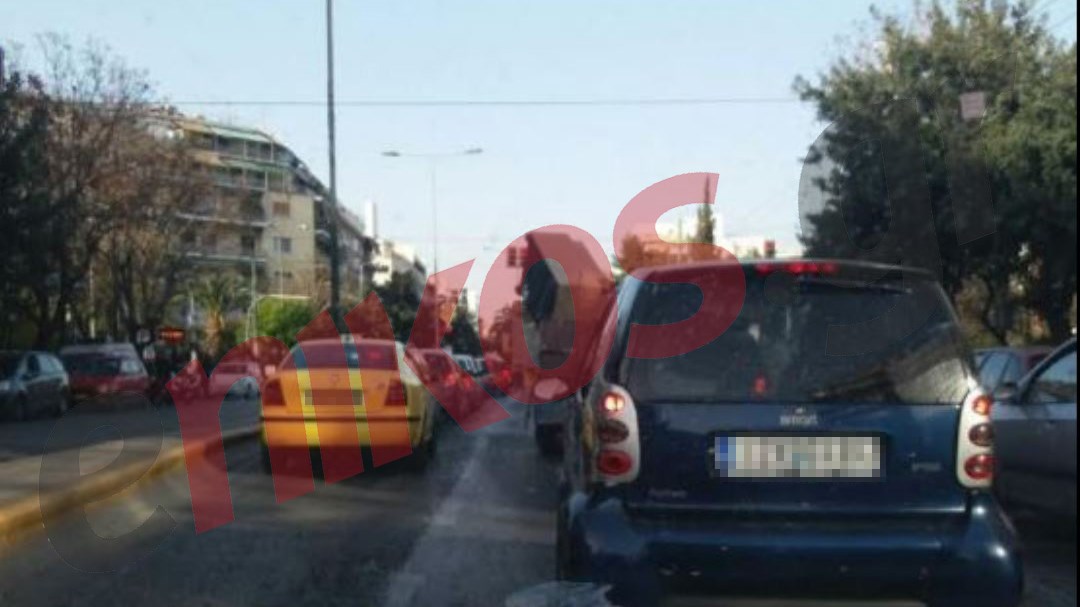 Κυκλοφοριακό κομφούζιο στην Καλλιθέα – ΦΩΤΟ – ΤΩΡΑ