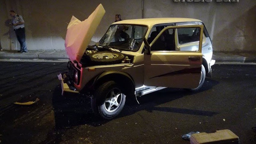 Σφοδρή σύγκρουση στη σήραγγα Αρτεμισίου – ΦΩΤΟ