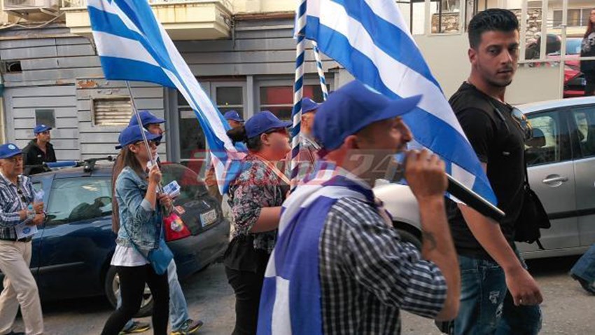 Πορεία οπαδών του Σώρρα στο κέντρο της Πάτρας – ΒΙΝΤΕΟ – ΦΩΤΟ