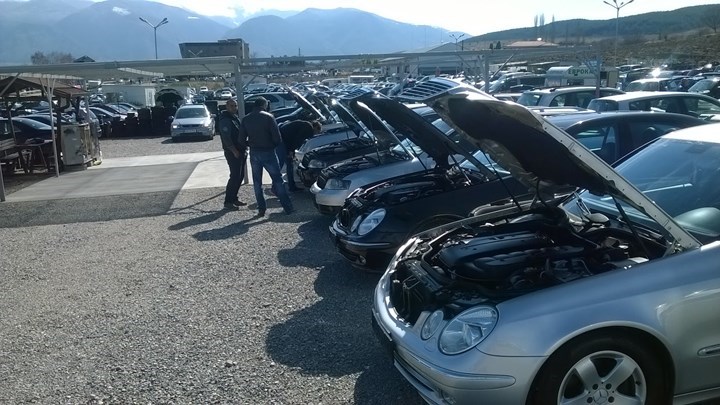 Έτσι γλιτώνουν από την καταβολή ΦΠΑ επιτήδειοι έμποροι μεταχειρισμένων ΙΧ από την Βουλγαρία