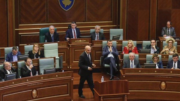 Υπερψηφίστηκε η πρόταση μομφής κατά της κυβέρνησης στο Κόσοβο