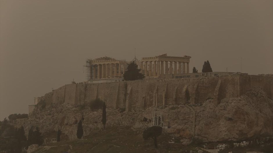 Από σήμερα καλοκαίρι με αφρικανική σκόνη – Στους 36°C μεθαύριο