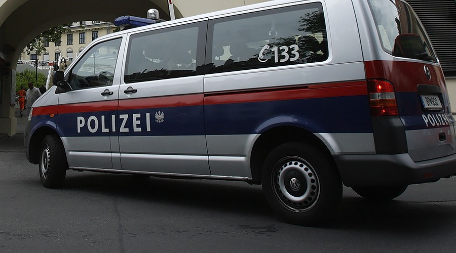 Σε εξέλιξη κατάσταση ομηρίας σε τράπεζα στην Αυστρία