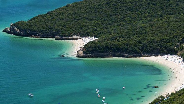 Πέντε ελληνικές παραλίες στις 15 ομορφότερες στην Ευρώπη για το 2017