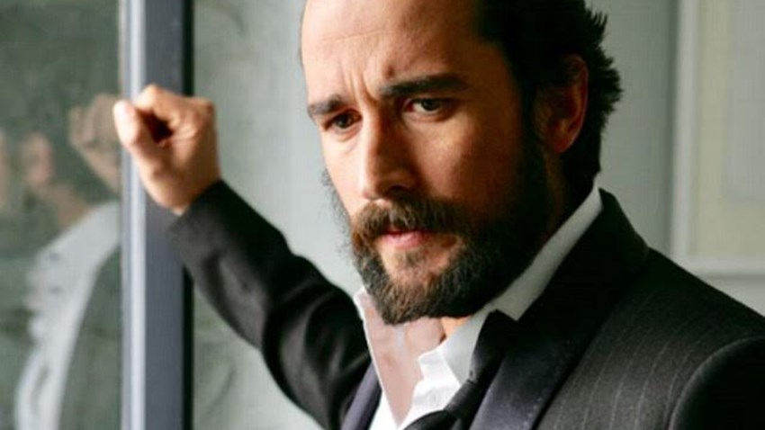 Και ο Τάσος Νούσιας στο «Cabaret»