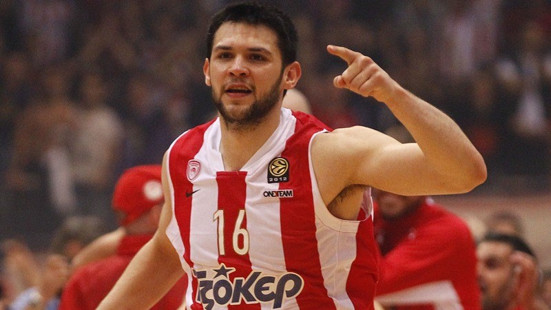 Το καλάθι της χρονιάς από τον Παπανικολάου – ΒΙΝΤΕΟ