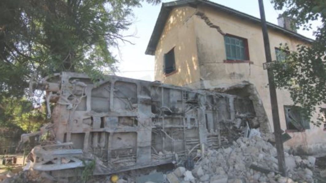 27 συγκλονιστικές εικόνες από την τραγωδία με τον εκτροχιασμό του τρένου  – ΦΩΤΟ