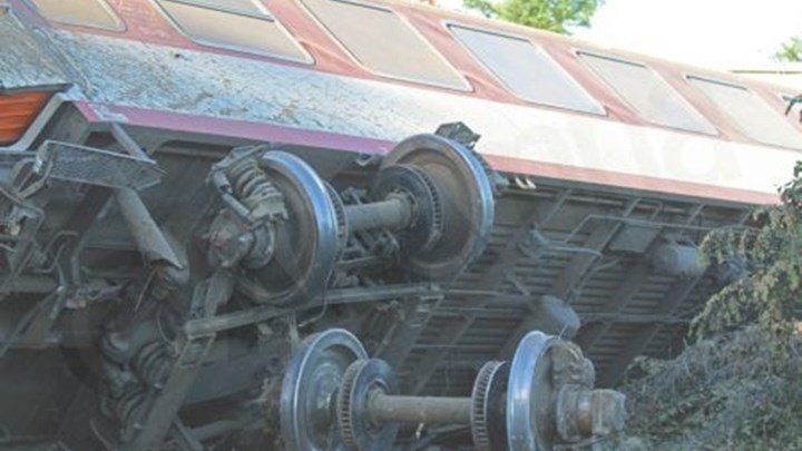 Συγκλονίζουν οι μαρτυρίες για τη σιδηροδρομική τραγωδία – ΒΙΝΤΕΟ