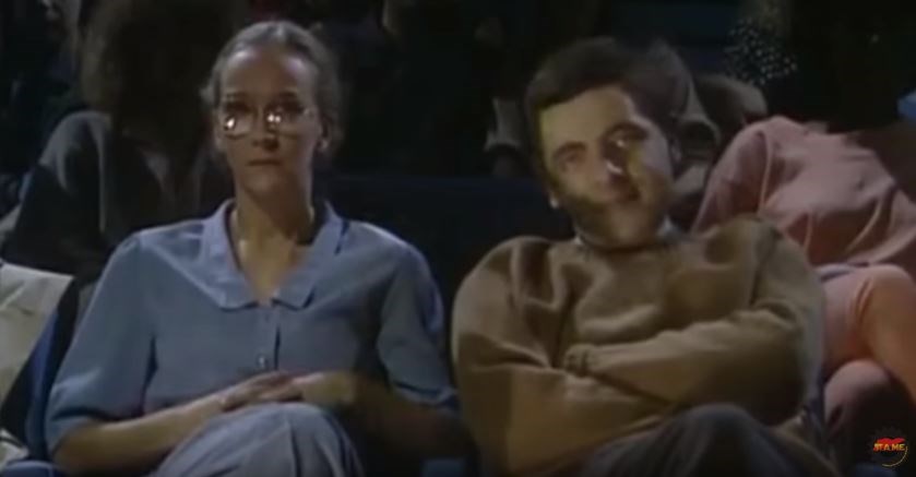 Πρωταγωνιστής ο Μίστερ Μπιν στο σποτ του ΠΑΜΕ για τη γενική απεργία – ΒΙΝΤΕΟ