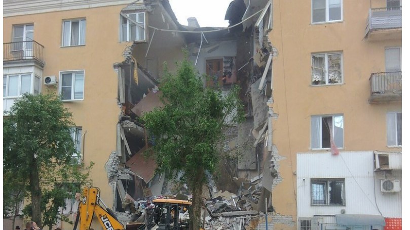 Δύο νεκροί από έκρηξη σε πολυκατοικία στη Ρωσία – ΒΙΝΤΕΟ – ΦΩΤΟ