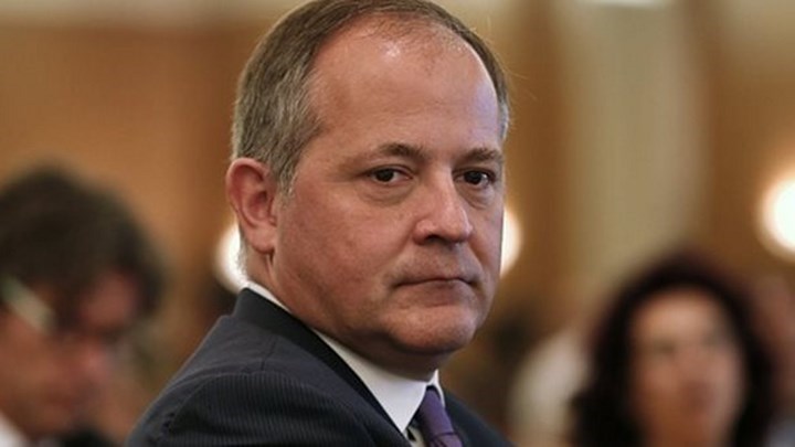 Πρέπει να αρθούν αρκετά εμπόδια πριν από την ένταξη της Ελλάδας στο QE υποστηρίζει ο Κερέ