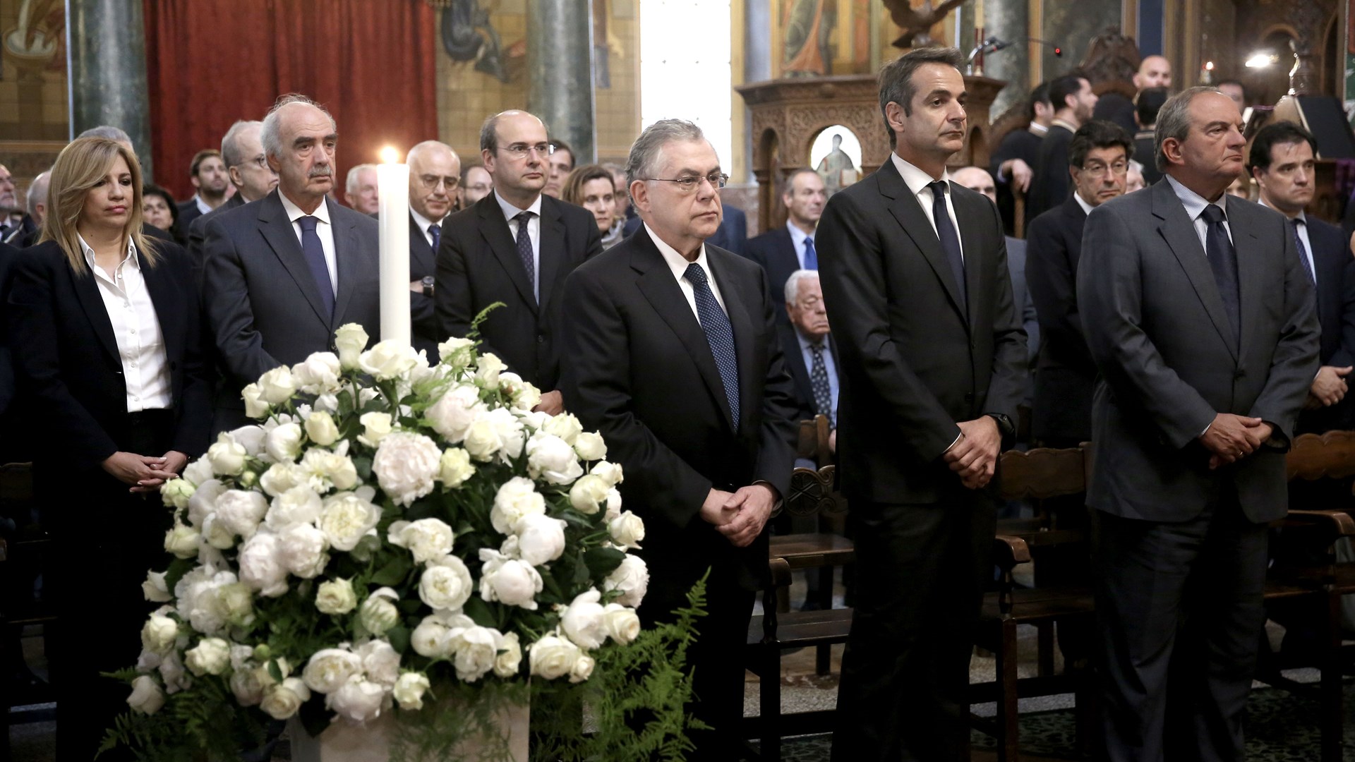 Το τελευταίο αντίο στον Αριστείδη Αλαφούζο – ΦΩΤΟ