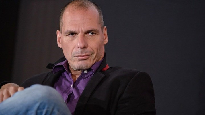 Βαρουφάκης στον Realfm 97,8: Η αναδιάρθρωση του χρέους είναι δηλητήριο για Μέρκελ και Σόιμπλε