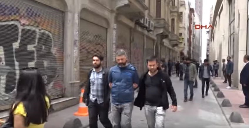 ΒΙΝΤΕΟ από τις συλλήψεις μετά τα επεισόδια στην Κωνσταντινούπολη