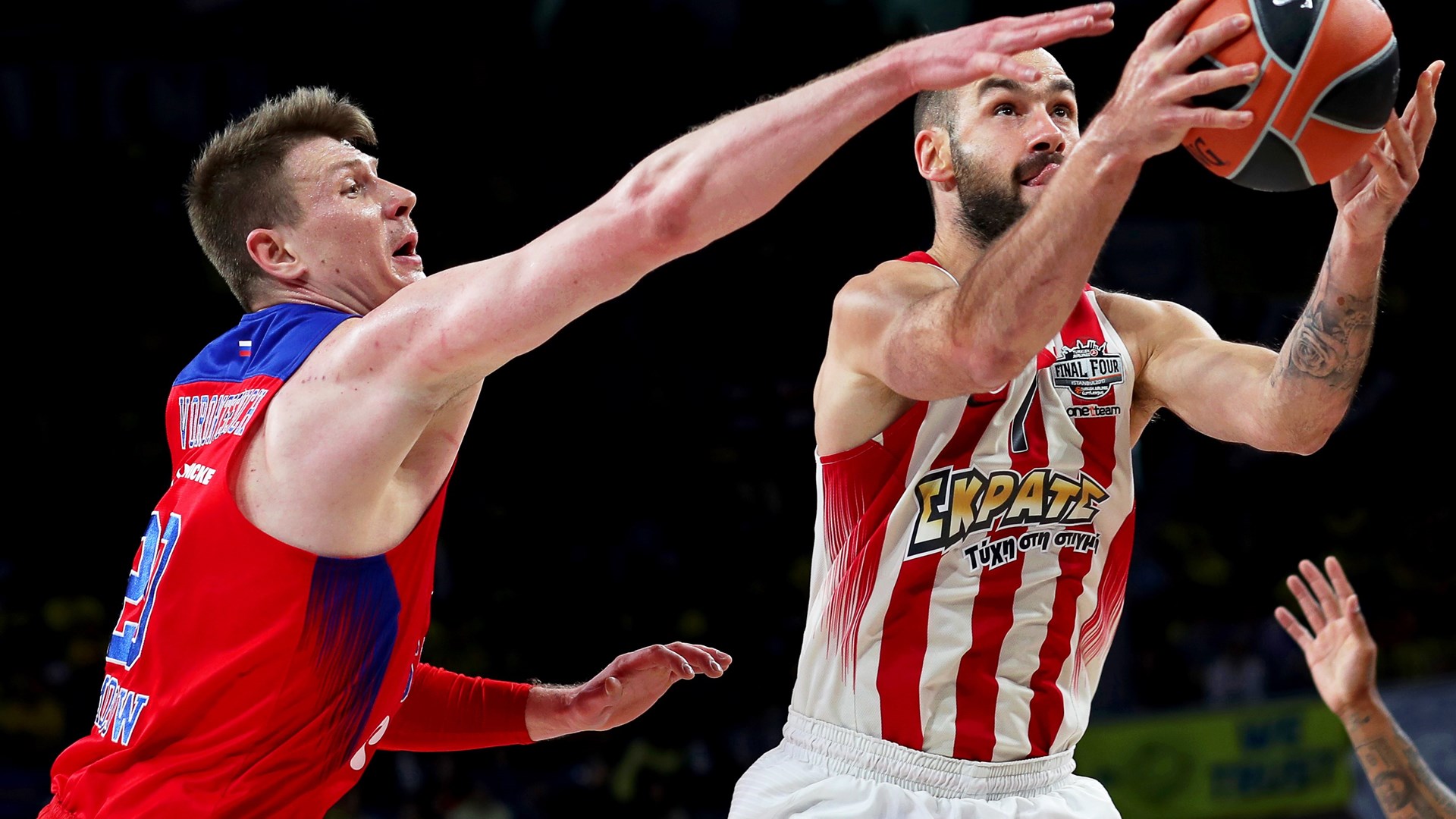 ΤΣΣΚΑ – Ολυμπιακός 64-60 (30′)