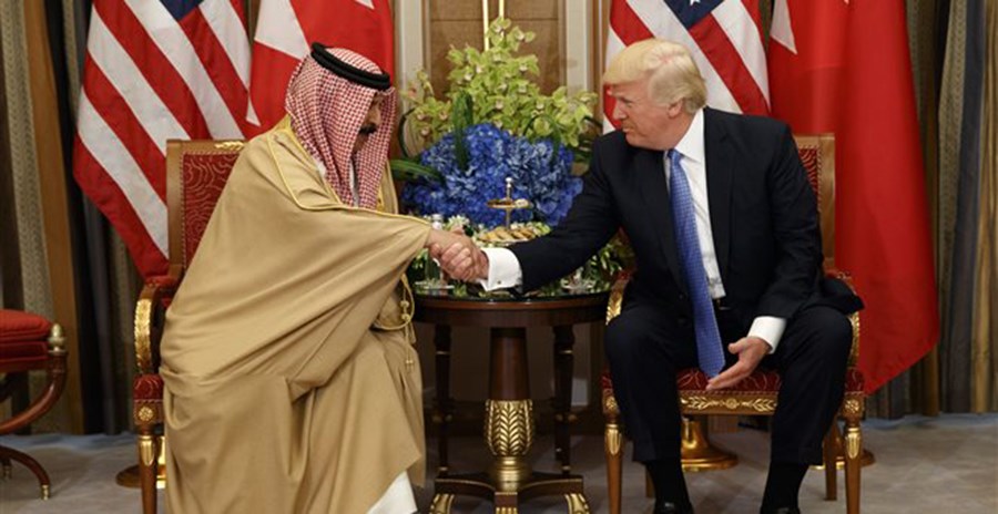 Τραμπ: Οι σχέσεις ΗΠΑ – Μπαχρέιν θα βελτιωθούν