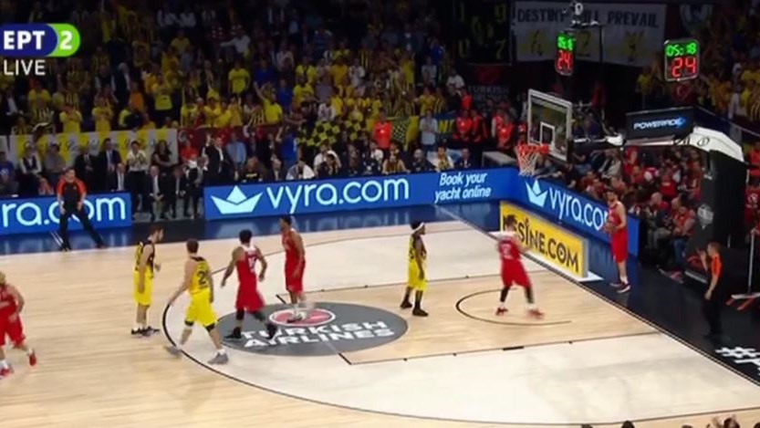 Φενέρμπαχτσε – Ολυμπιακός 26-18 (10′)