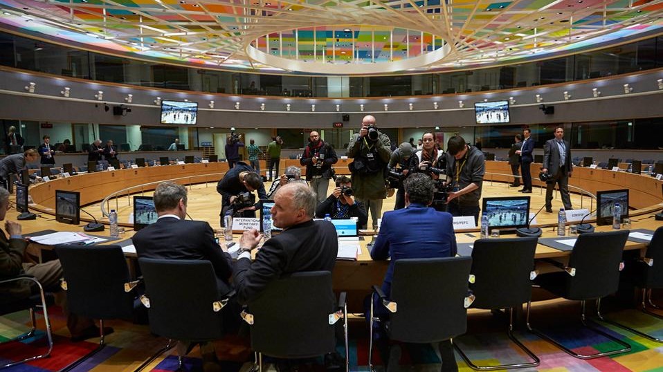 Το παρασκήνιο του δραματικού Eurogroup για την Ελλάδα – Παράταση αγωνίας έως τις 15/6 για χρέος και αξιολόγηση