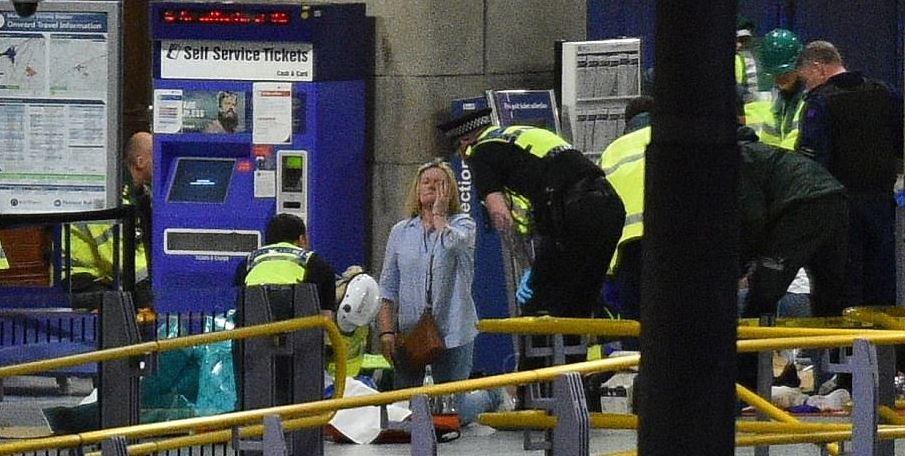 Ο Guardian ανεβάζει τους νεκρούς στους 22