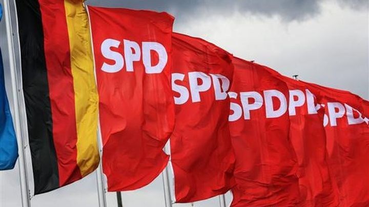 SPD: Ο Σόιμπλε κάνει ζαβολιές στο θέμα της Ελλάδας