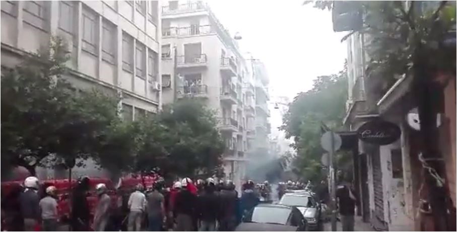 Επεισόδια έξω από το Χημείο – ΤΩΡΑ